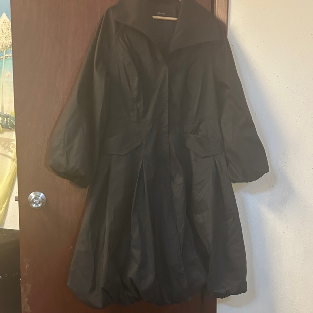 Ashro Black Bubble Trench Coat size XL